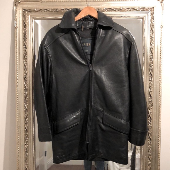 Danier Jackets & Blazers - Sz4-6 Danier leather coat
